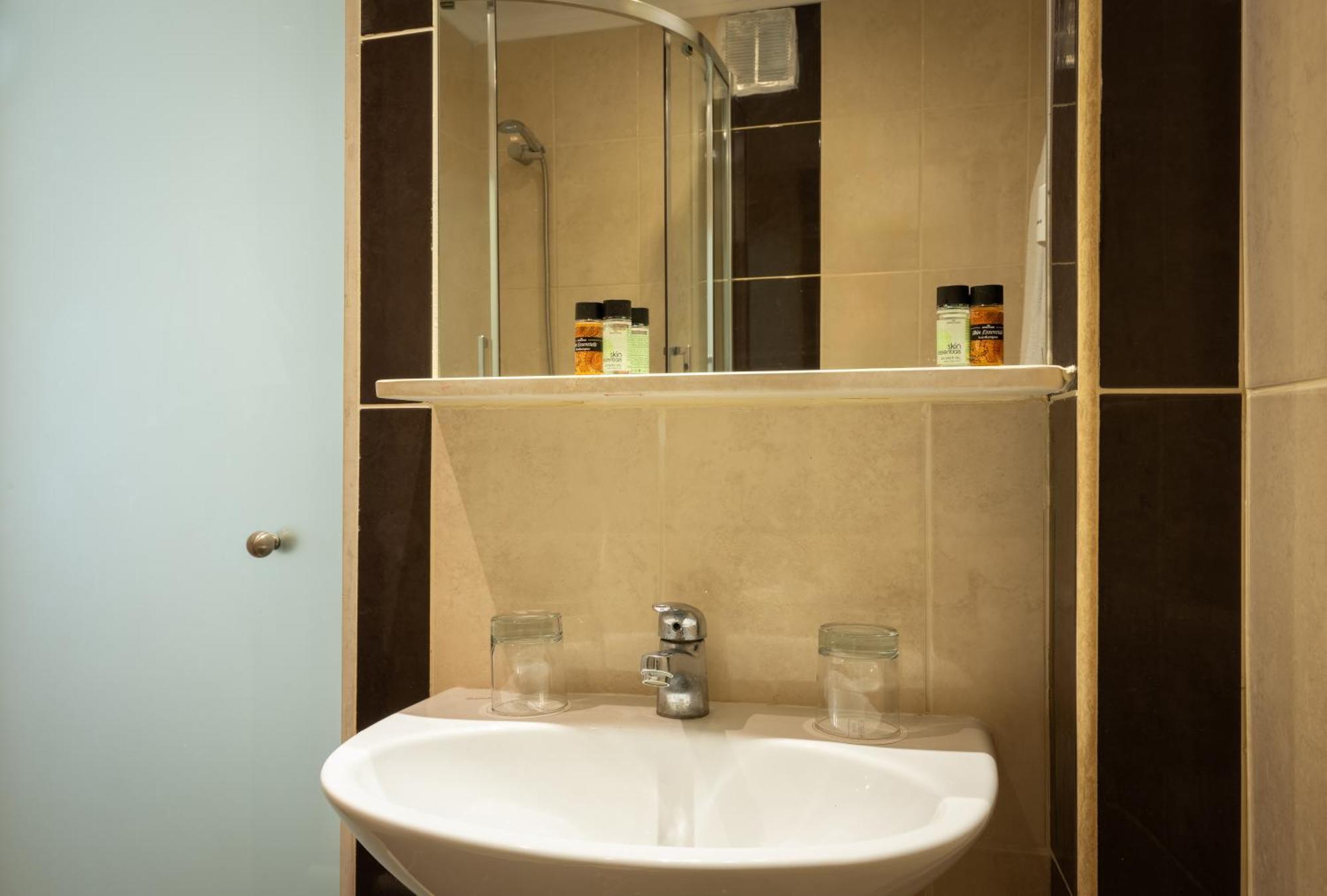 Twin Sea View,1644411437:JPEG